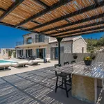 Horizon Retreat