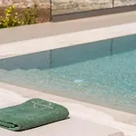Horizon Retreat *
