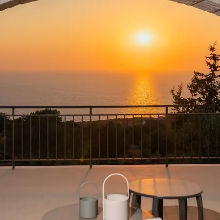 Horizon Retreat *