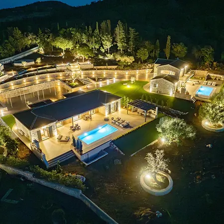 Villa Horizon Retreat Agrilias