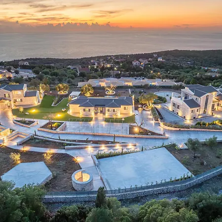 Horizon Retreat * Agrilias