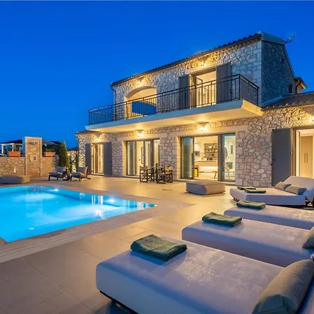 Villa Horizon Retreat Agrilias