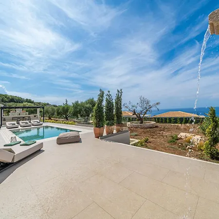 Horizon Retreat