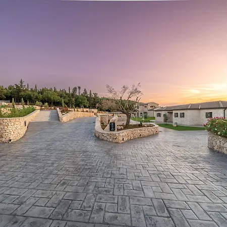 Horizon Retreat Villa Agrilias