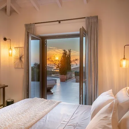 Villa Horizon Retreat Agrilias